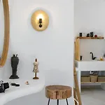 Naxos Earth מלון מיקרי ויגלה