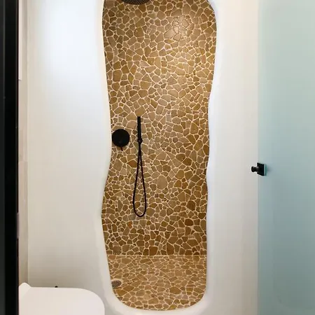 Naxos Earth Hotel